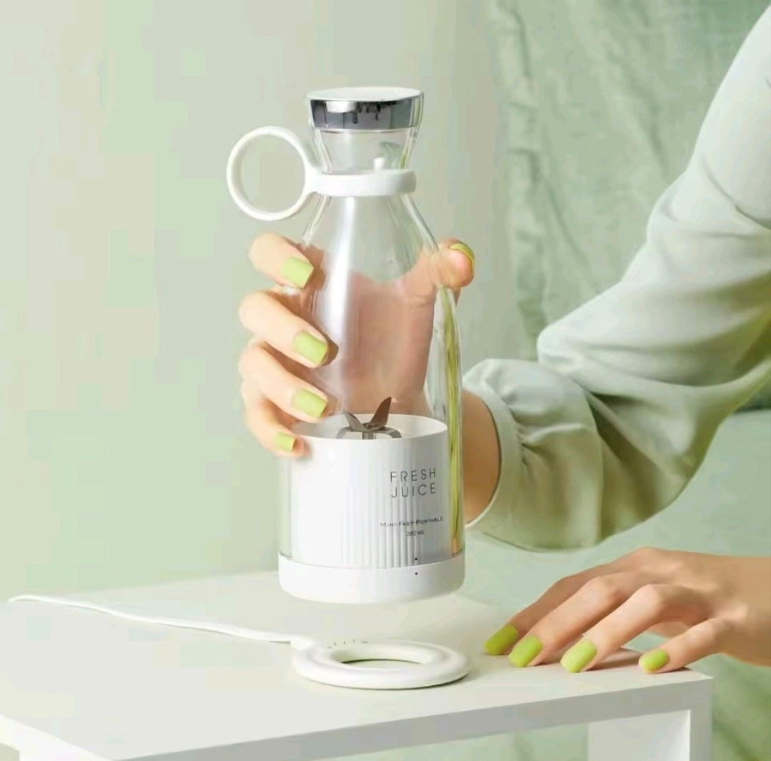 Portable Juicer Bottle